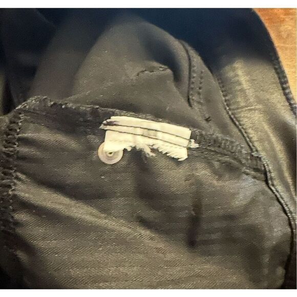 Abercrombie & Fitch 90’s Slim Straight Ultra High Rise Coated Pants Sz 4 - Picture 5 of 5